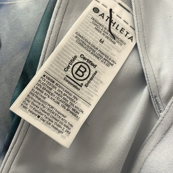 Athleta Conscious Crop Printed Tie Dye Padded blue
Sports Bra Size Medium NWT - Picture 2 of 8